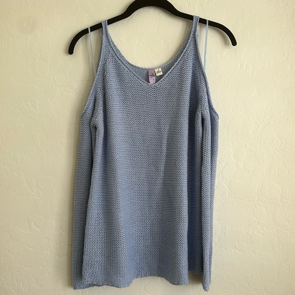 Francesca’s Cold Shoulder Sweater - Picture 2 of 10